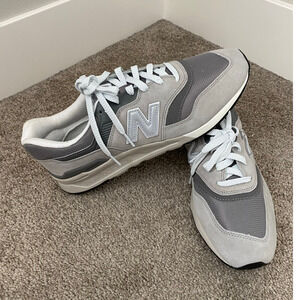 New Balance Men's 997H Sneakers Size 11